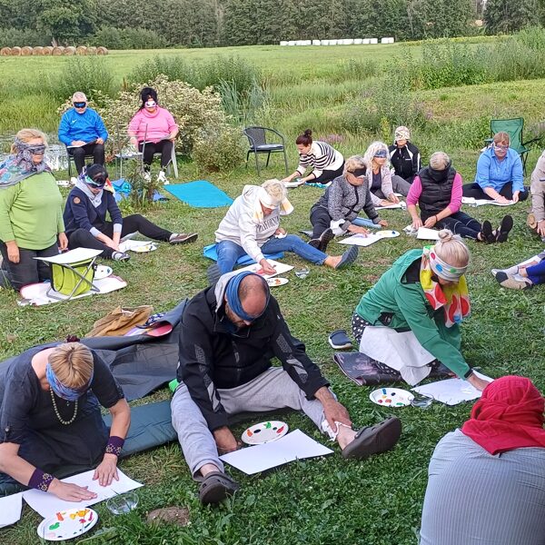 Krāsu terapija "aklās sajūtas"