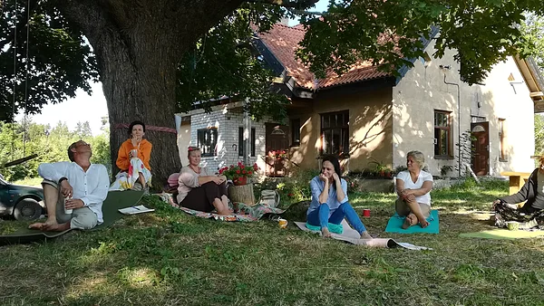 Mēs kopā zem Kļavas