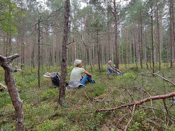 Saelpojamies ar priedēm