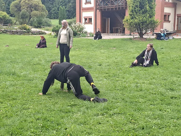 Palīdz gan kājas, gan rokas